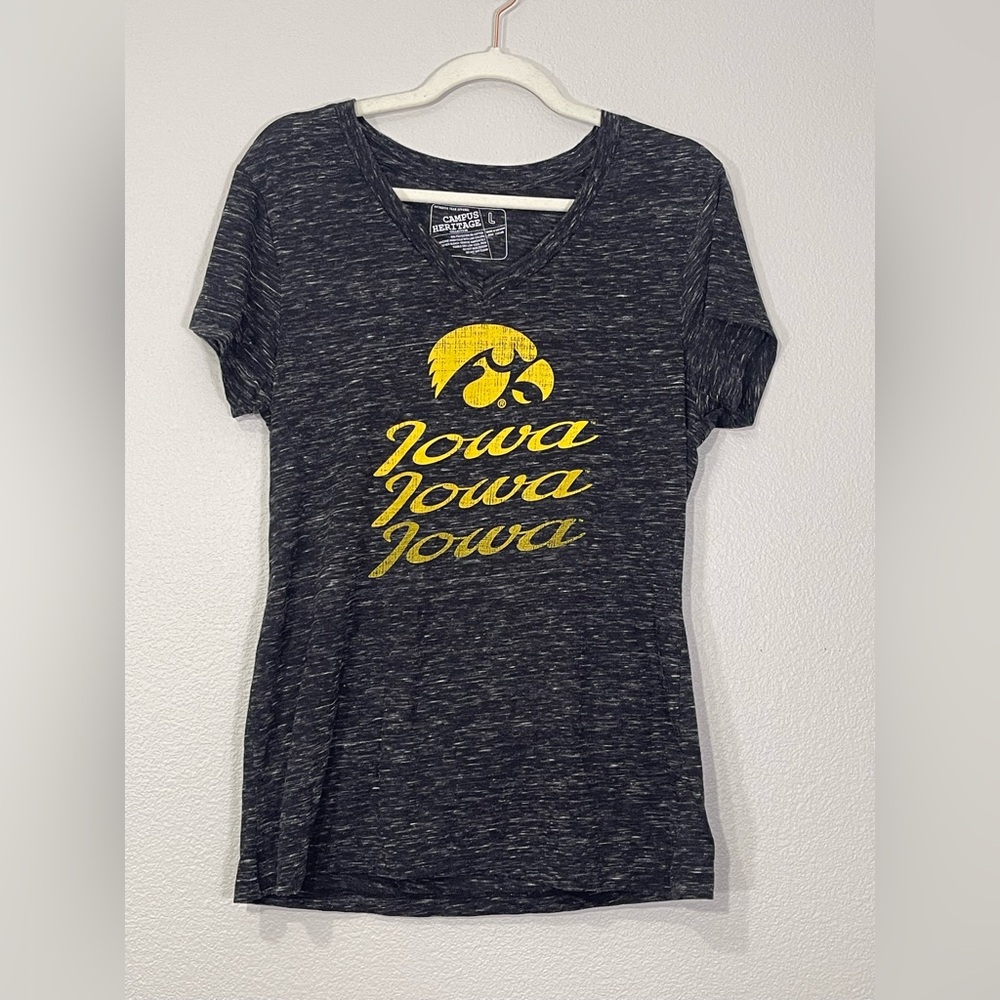 Campus Heritage Iowa Hawkeyes University of Iowa Shirt Women Black Yellow Tee L